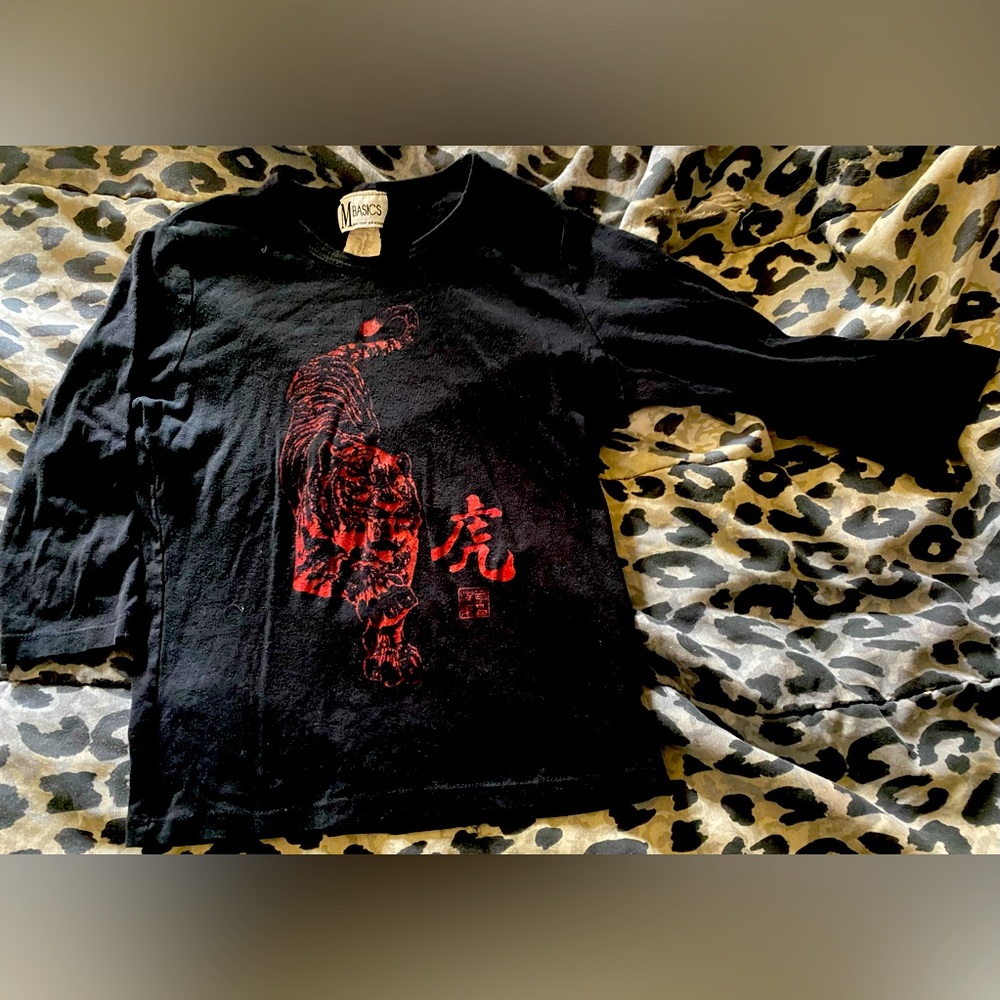 Lucky Red Glitter Sparkle Tiger Cat Asian Inspired Canadian Made Cotton L Medium